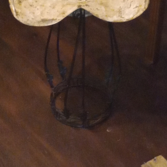 Chair - Picture 5 of 9